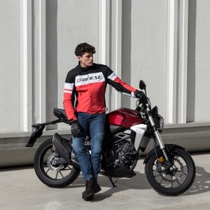 Equipement moto pour le permis A2, collection Dainsese 2021