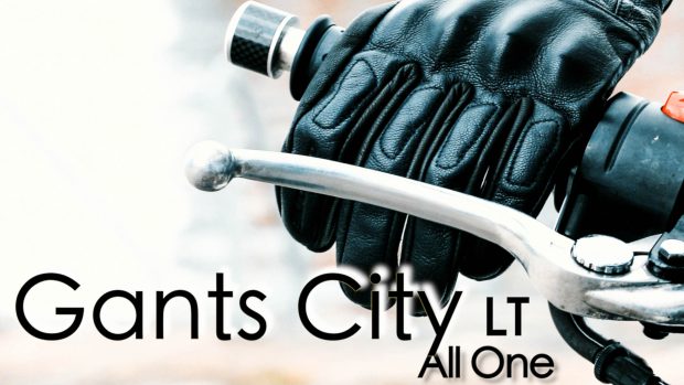 Alex Bage teste les gants All One City LT