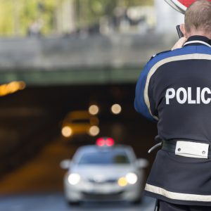 Interdiction avertisseur contrôles routiers