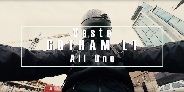 Alex Bage teste la veste All One Gotham