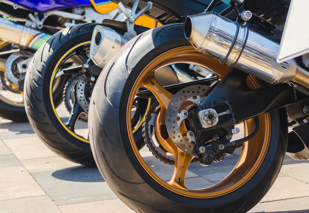 Bien gonfler ses pneus moto ou scooter – Passion Moto Sécurité