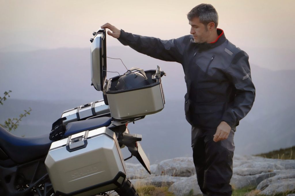 Comment bien choisir sa sacoche ou valise moto