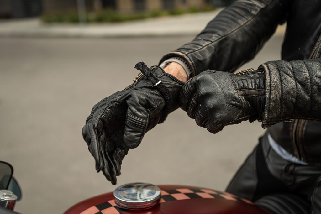 bien-choisir-ses-gants-moto