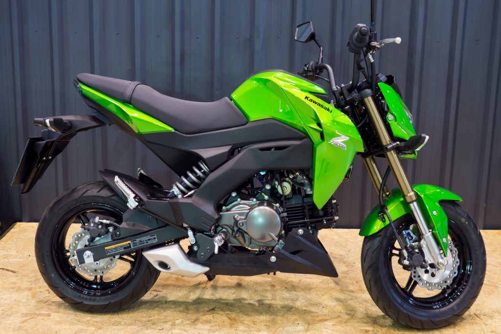 moto 125 roadster permis A1 Kawasaki Z125